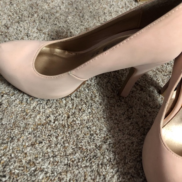 Pink heels - Picture 4 of 6